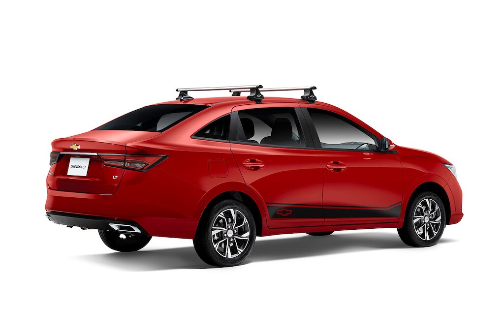 Accesorios externos originales para Chevrolet Aveo 2025 auto tipo sedán